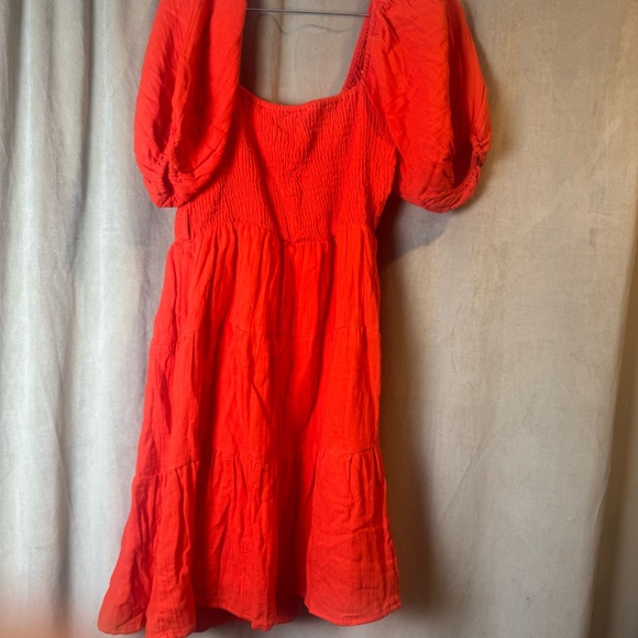Sim‎ & Sam Vibrant Red orange Dress made in India new lined soft Smocked New - Picture 7 of 8